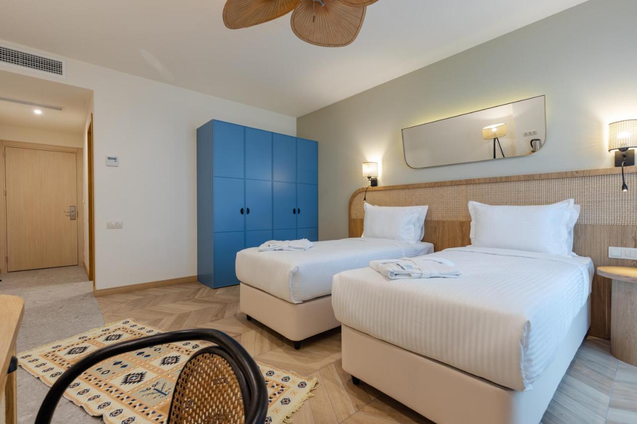 Miramar Luxury Residences Batumi Exterior foto Deluxe room