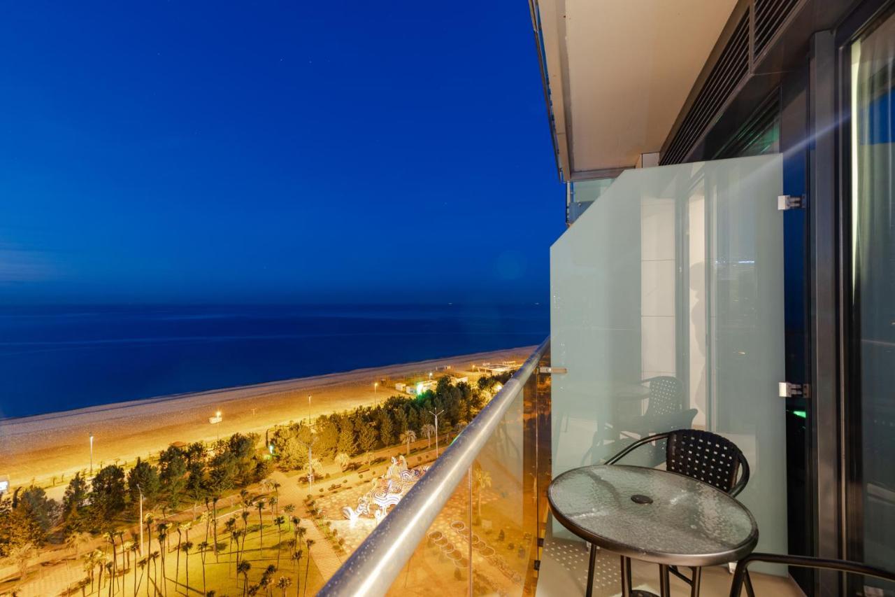 Miramar Luxury Residences Batumi Exterior foto Balcony of a hotel room